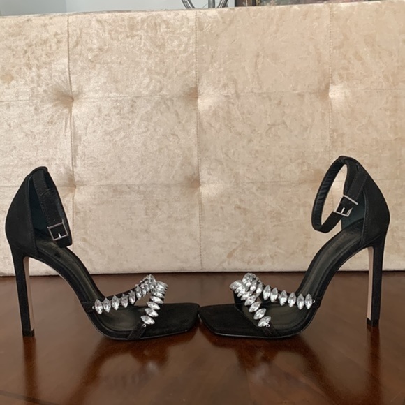 ‼️New $178.00 SCHUTZ Crystal Bling heels - Picture 12 of 14